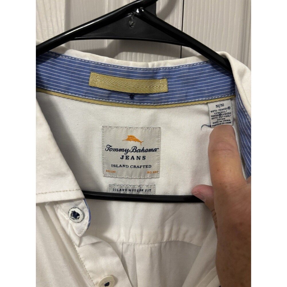 Tommy Bahama Jeans Men's M Short Sleeve Button-Up Shirt Solid White Modern Fit